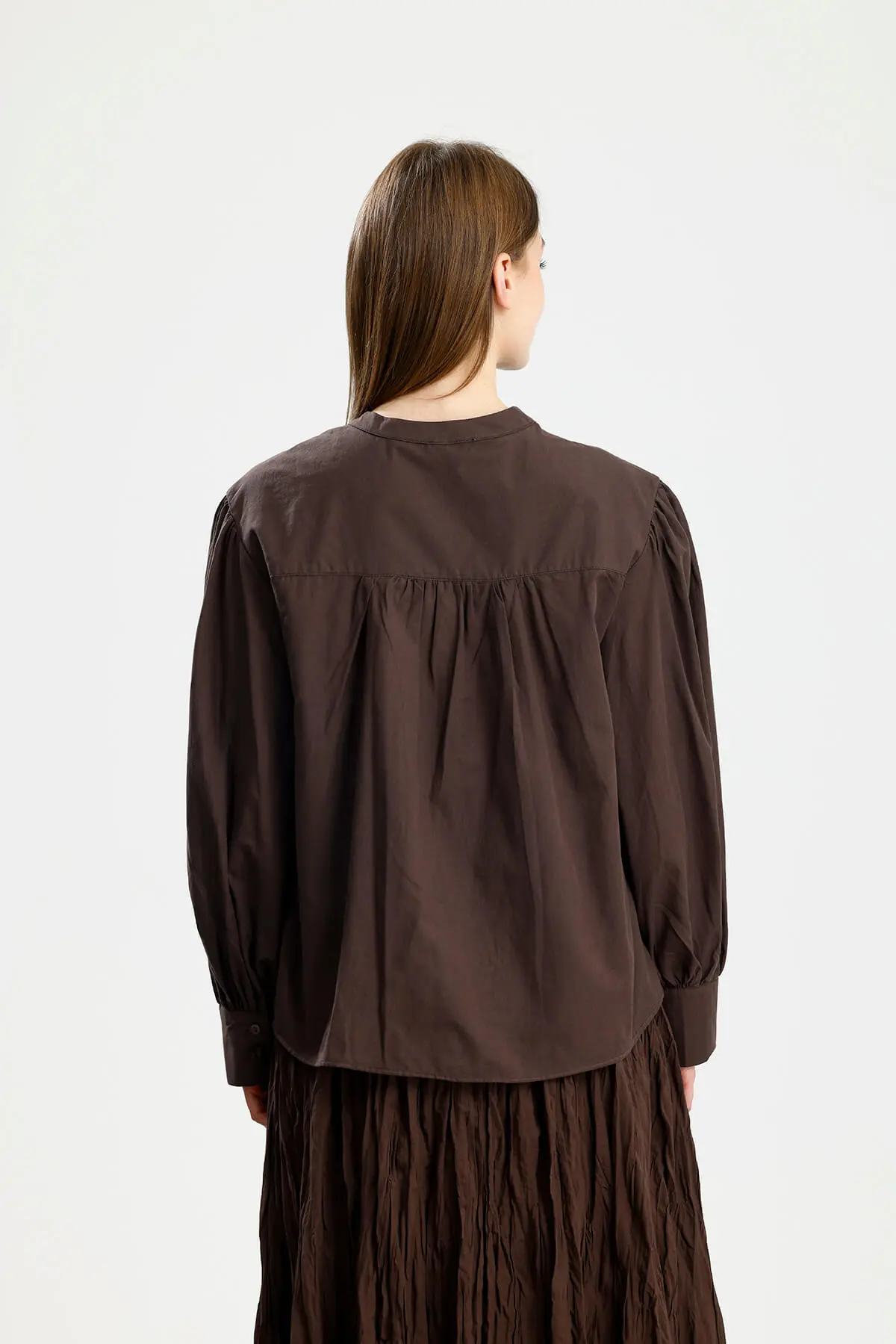 BÜZGÜ DETAYLI PAMUKLU GÖMLEK KAHVE - 4