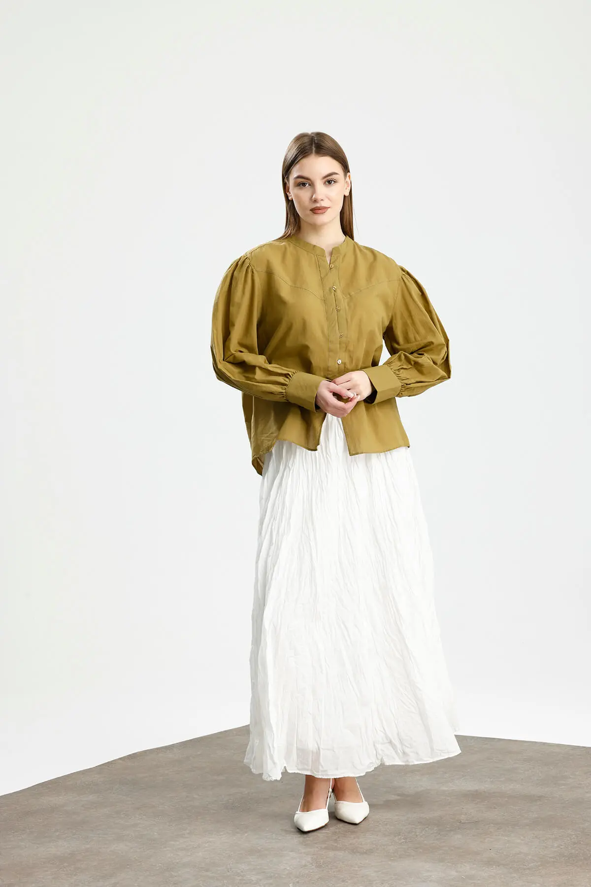 BÜZGÜ DETAYLI PAMUKLU GÖMLEK YAĞ YEŞİLİ - 2