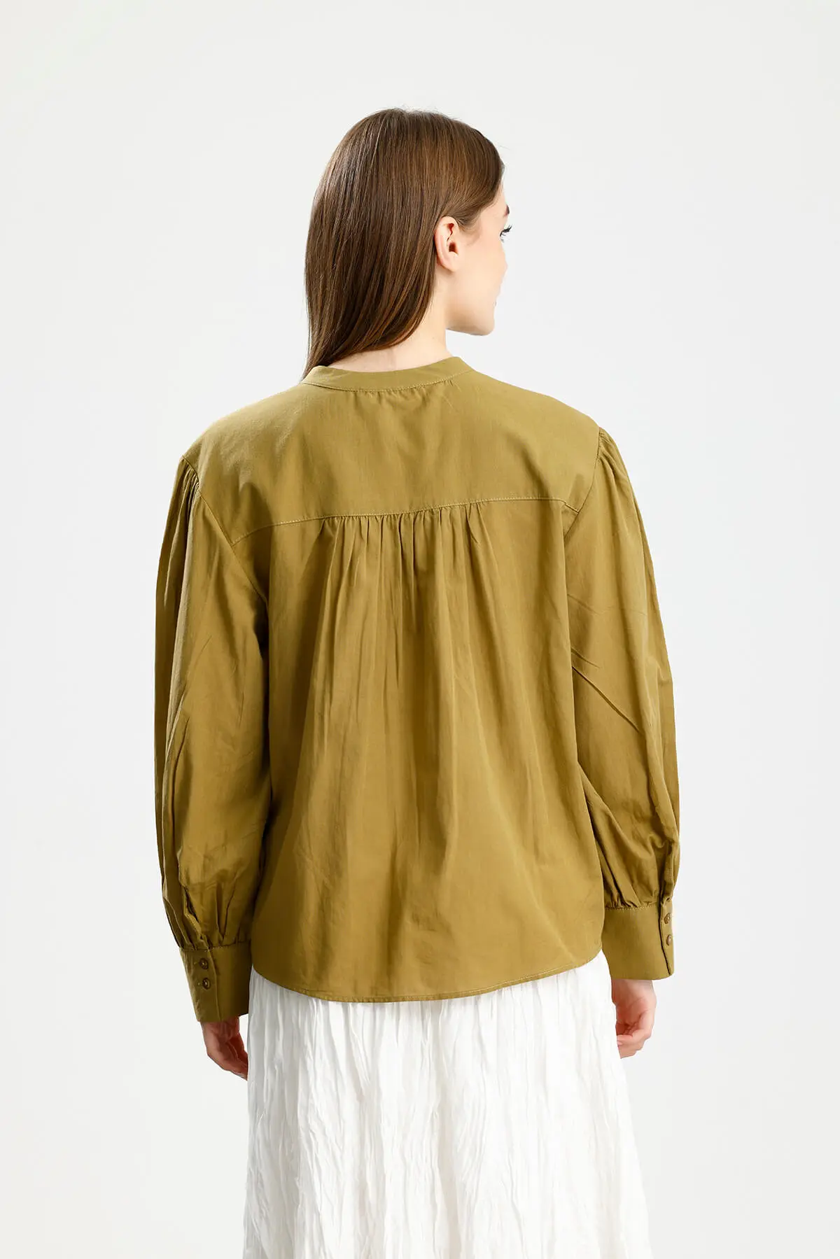 BÜZGÜ DETAYLI PAMUKLU GÖMLEK YAĞ YEŞİLİ - 3